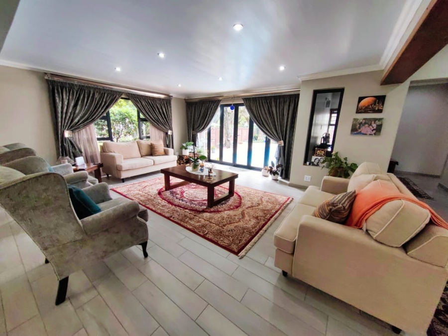 4 Bedroom Property for Sale in Grimbeeck Park North West